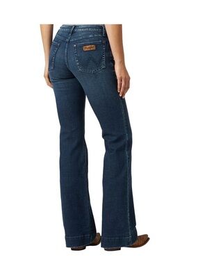 Wrangler Women's Retro Trouser Jean